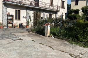 Casa indipendente ideale per famiglia, ampi spazi