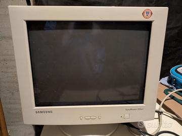 Monitor CRT Samsung SyncMaster 753DFX 17 pollici