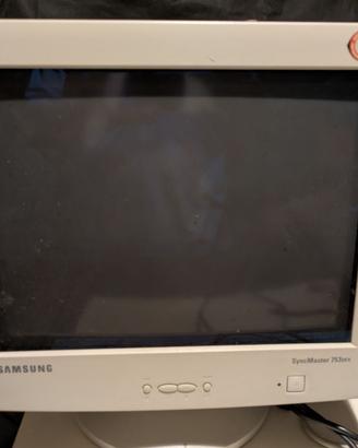 Monitor CRT Samsung SyncMaster 753DFX 17 pollici