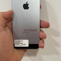 IPhone SE 2016 gray 6787