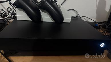 Xboxe one x 1 tb