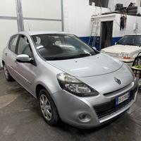 Renault Clio 1.2 con gancio traino