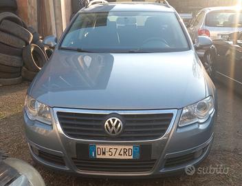 Volkswagen Passat 2.0 TDI 110CV DPF Trend. Bluemot