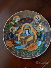 Piatti antichi Satsuma giapponesi dipinti a mano