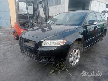 Volvo V50 2.0TD D4204T Demolita - Per Ricambi