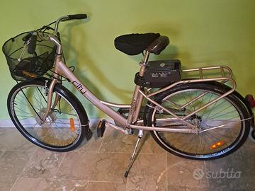 bici a pedalata assistita City 26"