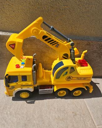 gioco camion con suoni  e braccio girevole bambin