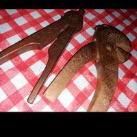 schiaccianoci vintage in legno lotto 2