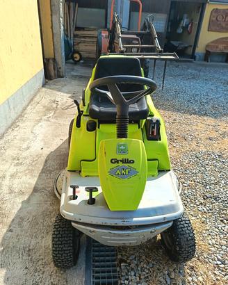 teattorino rasaerba professionale grillo