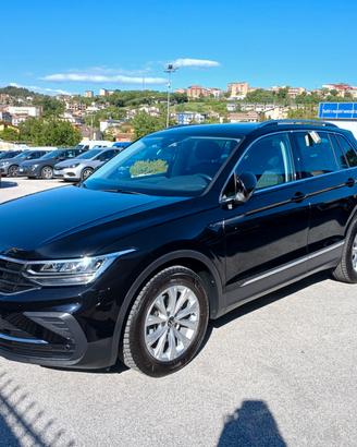 Volkswagen Tiguan 2.0 TDI 150 CV DSG LIFE 2022