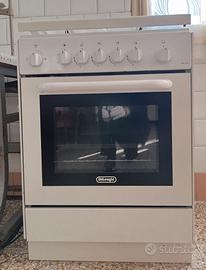 Cucina a gas DeLonghi