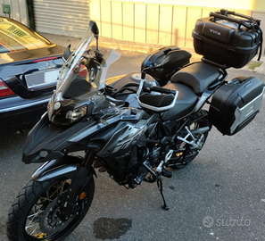 Benelli trk 502x