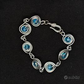 Bracciale in alluminio e cristalli