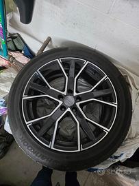 4 cerchi in lega completi di pneumatici