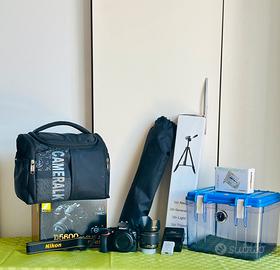 Nikon D5600 + ACCESSORY PRO COME NUOVO