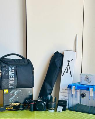 Nikon D5600 + ACCESSORY PRO COME NUOVO