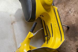 Piaggio Vespa 50 R (V5A1)