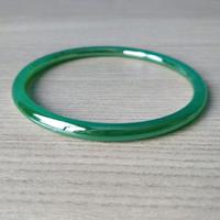 Braccialetto a cerchio verde smeraldo