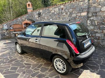 Lancia ypsilon 1.3 mjt 2004