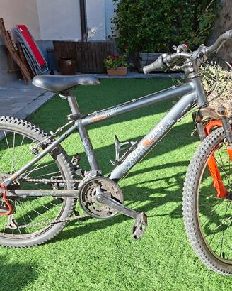 mountain bike 24" rockrider