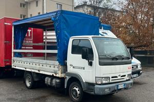 nissan cabatar 120 3.0cc 120.000km