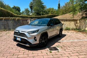 Toyota rav 4 2021