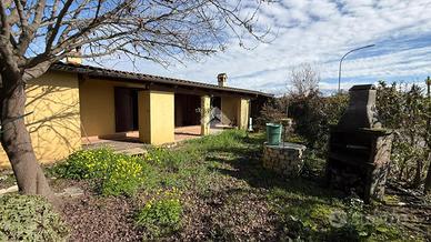 PORZIONE DI BIFAMILIARE A CAPENA