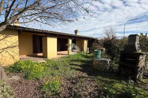 PORZIONE DI BIFAMILIARE A CAPENA