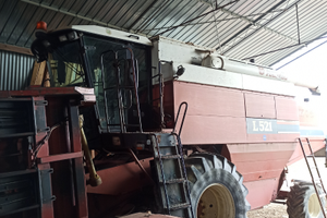 Mietitrebbia Laverda Fiatagri L 521 MCS