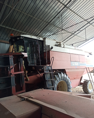 Mietitrebbia Laverda Fiatagri L 521 MCS