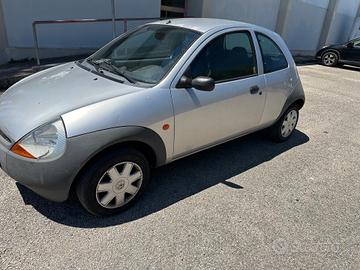 Ford Ka 1.3 benzina neopatentati 2003