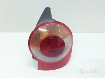 STOP FANALE POSTERIORE DESTRO RENAULT Modus 2Â° Se