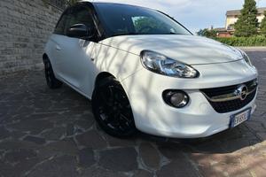 Opel Adam 1.4 87 CV GPL Tech White/Black Link