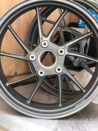 Cerchi gs 1250 /1200 kil 2000