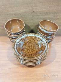 Set 6 piatti fondi e 6 ciotole effetto "spugnato"