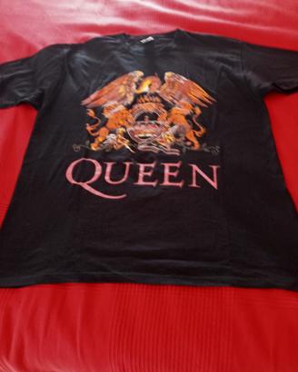 T-shirt Queen mai usata. Taglia XL