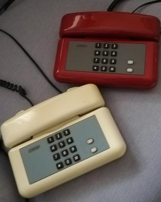 Telefoni con tastiera