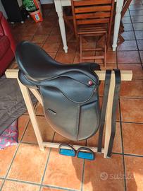 Sella equitazione  monta inglese misura 16,5