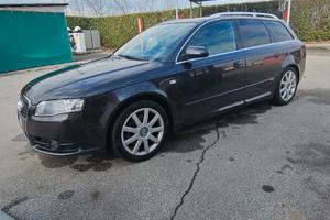 Audi A4 2.0 tdi quattro