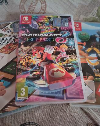 Switch 1 con giochi , forse 4 , e accessori