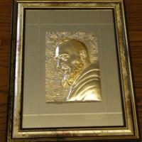 Quadro di Padre Pio con lastra in argento su vetro