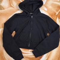 Felpa crop con cappuccio Stradivarius