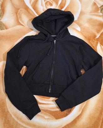 Felpa crop con cappuccio Stradivarius