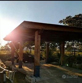 Tettoie in legno lamellare e strutture su misura