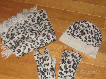 Guanti, sciarpa e berretto