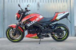 Suzuki gsr 600