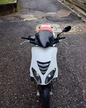 scooter modificato