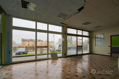 NEGOZIO A FIORANO MODENESE