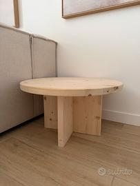 Tavolino da salotto in legno di abete rosso