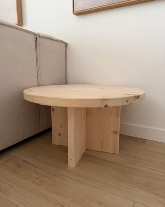 Tavolino da salotto in legno di abete rosso